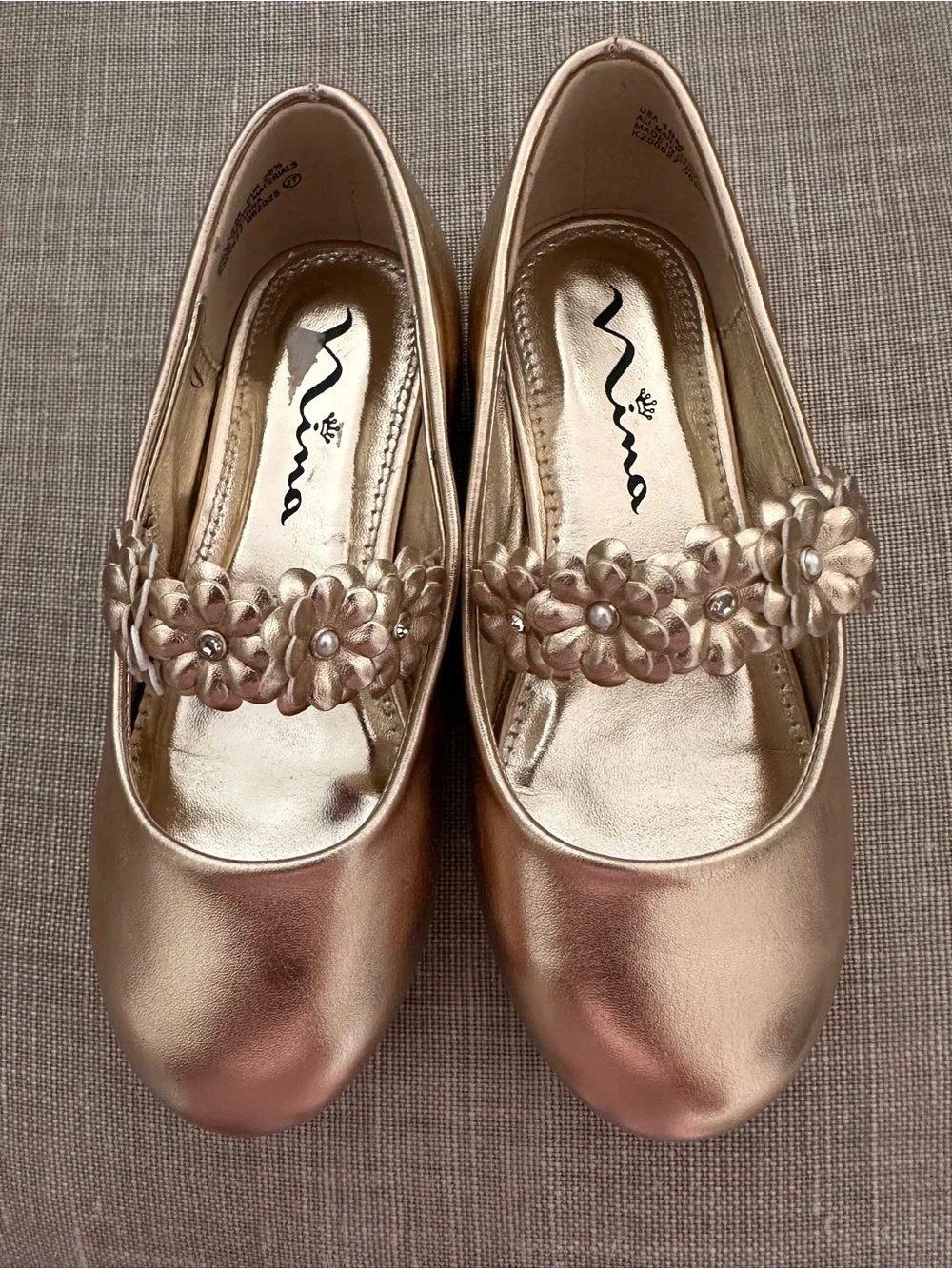 Nina Girls Metallic Gold Floral Mary Jane Dress Shoes